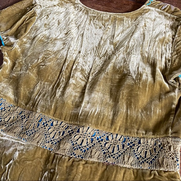 *****SOLD*****                     Hale Bob Tie Front Y2K Silk Velvet Blouse - S - Picture 5 of 9